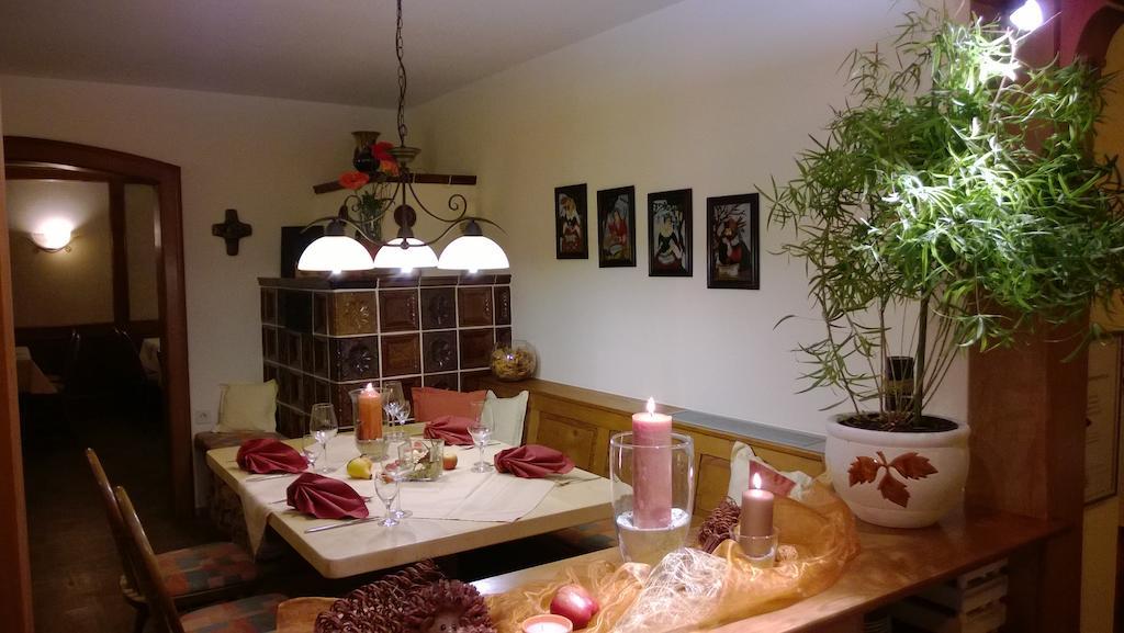 באד קוניגסהופן אים גראבפלד Landhotel Vierjahreszeiten מראה חיצוני תמונה